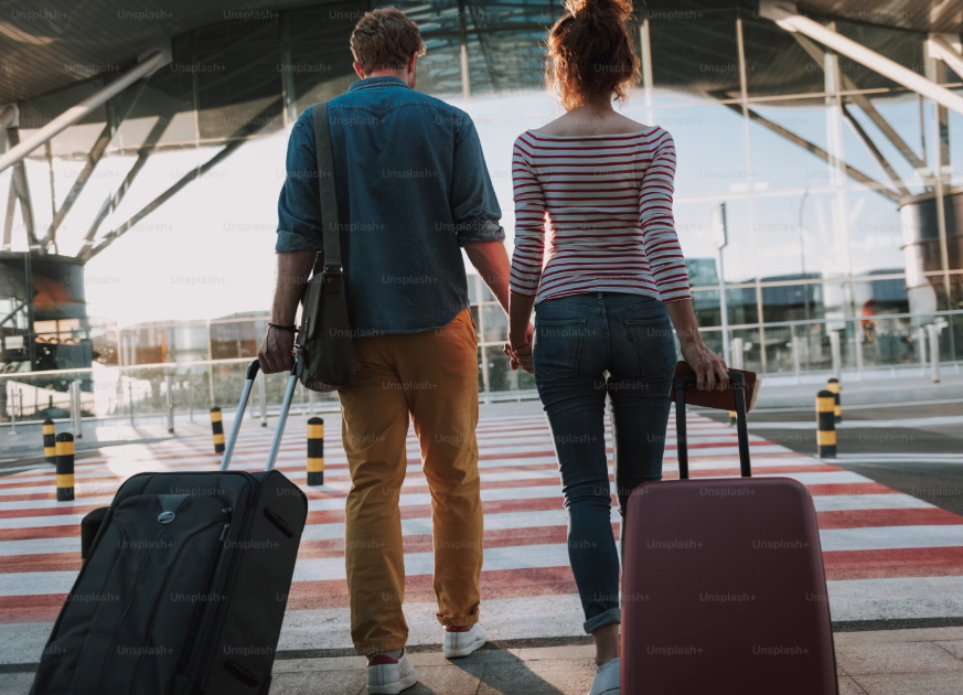 Reisende kennen das Problem Woher bekomme ich lokale Währung, wenn ich in ein neues Land anreise? Wie stelle ich sicher, dass ich faire Wechselkurse erhalte? Seit Jahrzehnten vertraut die globale Reisegemeinde auf travelex.de für sicheren Währungsumtausch und finanzielle Dienstleistungen. Dieser Service ist weit mehr als nur ein Geldwechsel-Service – es ist ein umfassendes Ökosystem für die finanzielle Sicherheit von Reisenden auf der ganzen Welt. Die Erfahrung und Zuverlässigkeit des Unternehmens sind legendarisch. Millionen von Reisenden pro Jahr verlassen sich darauf.